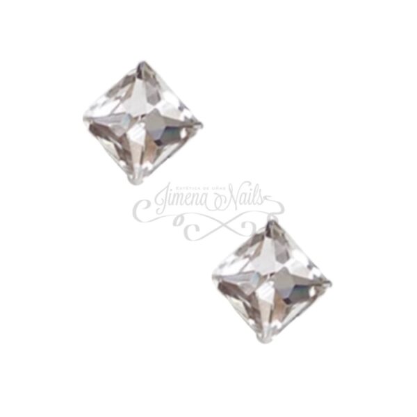 #09 Swarovski