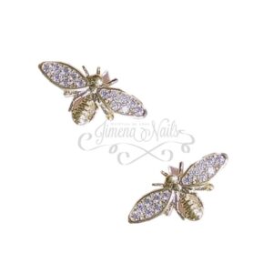 #13 M – Abeja