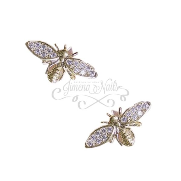 #13 M – Abeja