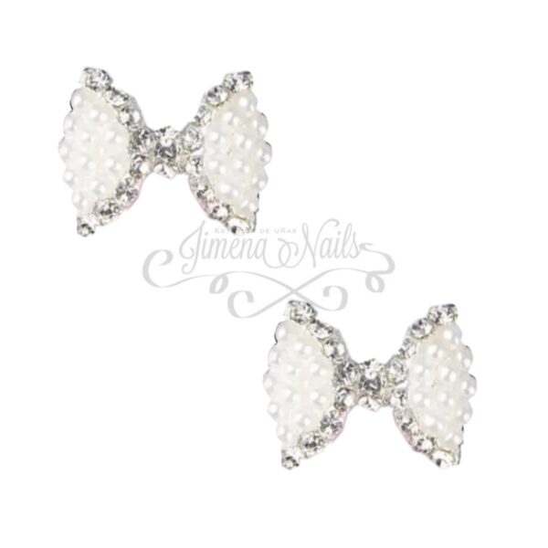 #12 M – Lazo Crystal